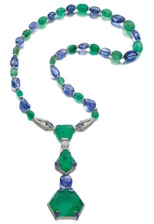 Necklace Cartier, Paris, 1925; platinum, diamonds, sapphires, emeralds; length: Siegelson Collection, New York