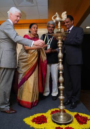 (L-R) Mr. Stephen Lussier, Mrs. Rita Menon, Mr. Haresh Zaveri, Mr. Vipul Shah, Chairman, GJEPC, at the inauguration of IIJS Signature 2013. 