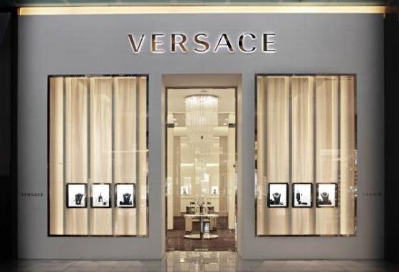 Versace Opens Its Second Jewellery Boutique in Dubai