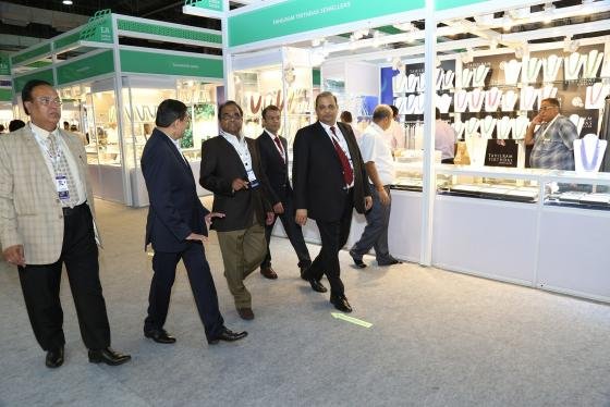 11th Signature IIJS commences buying season with india's top-of-the-line jewellery 