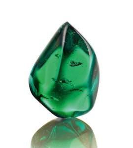 A 6.55-ct Muzo emerald, cut from a 10.06-ct rough (photo: Muzo International).