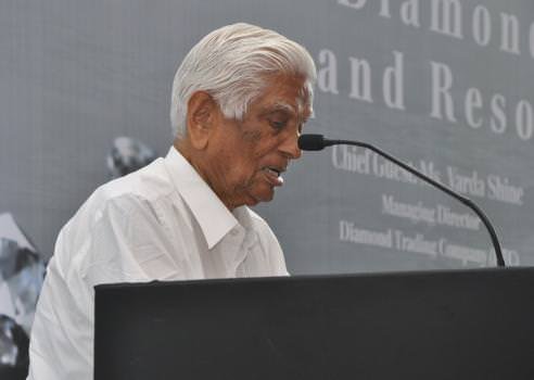 Shri Kirtilal Doshi, Chairman, GII 