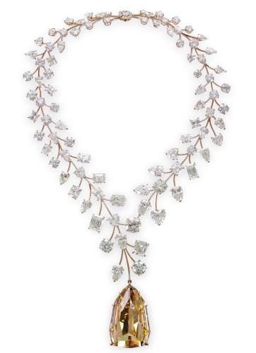 Mouawad - L'Incomparable Diamond Necklace awarded by GWR