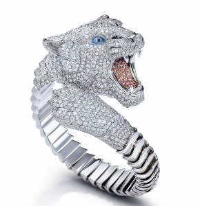 Diamond bracelet in the Siberian Tiger Limited Edition collection by Roberto Coin.