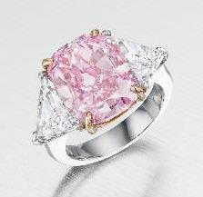  Fancy Intense Purple-Pink diamond ring