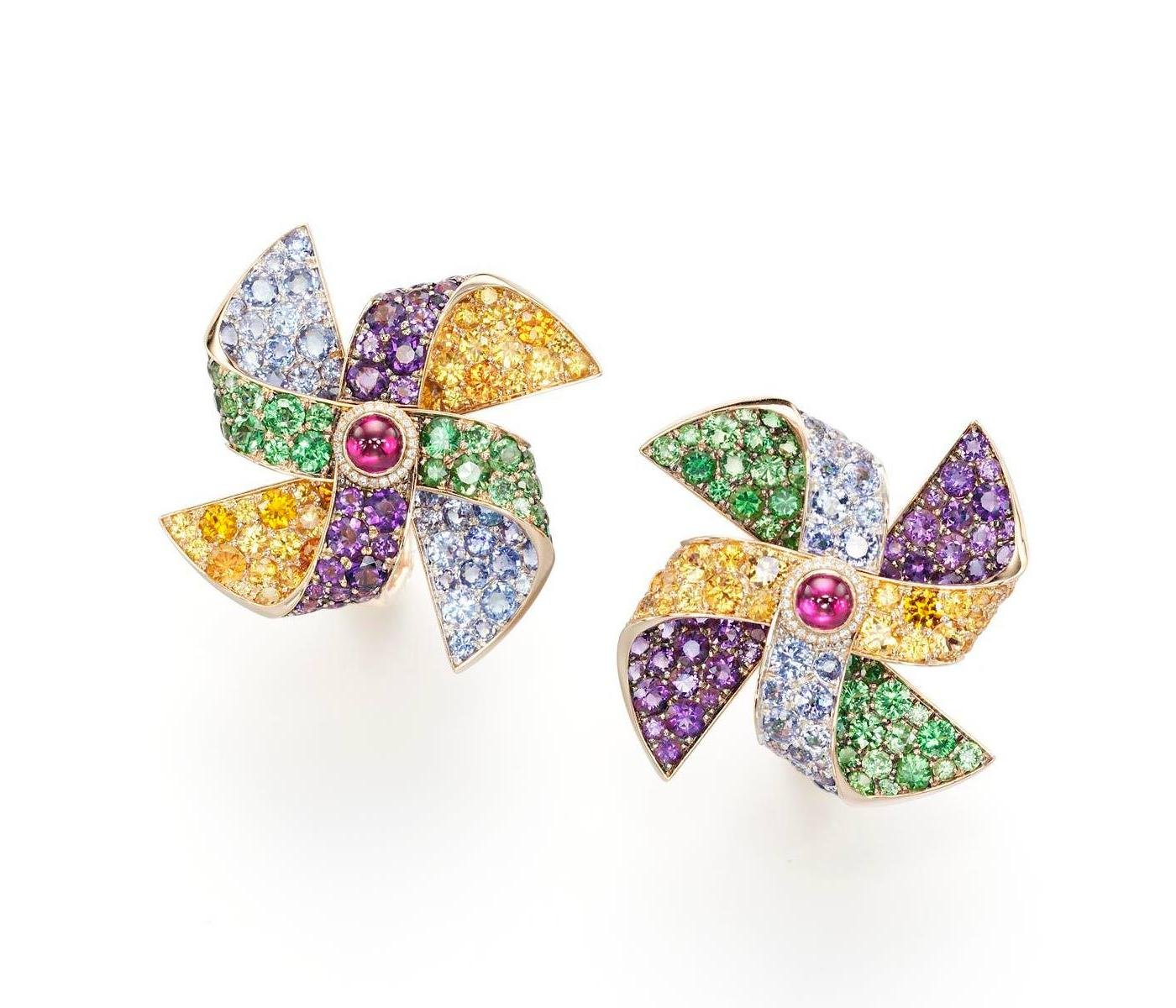 Earrings by Suzanne Syz