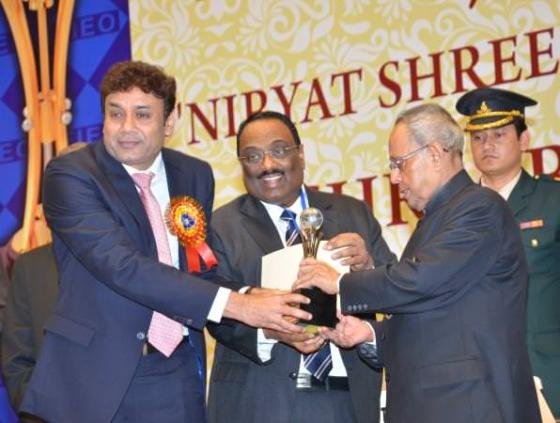 Kiran Gems received the Silver Trophy 