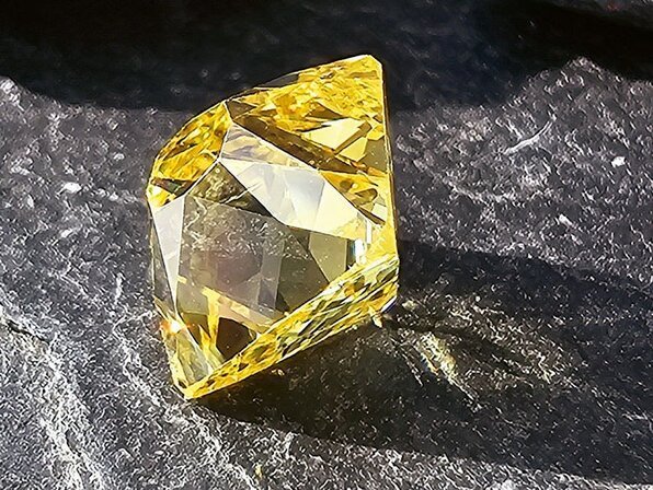 Old cut diamonds and the Taylor Swift effect