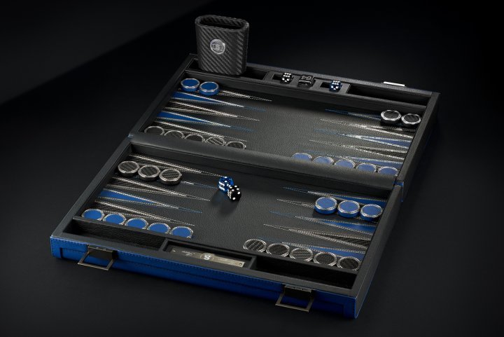 The backgammon set imagined by Pierre Salanitro