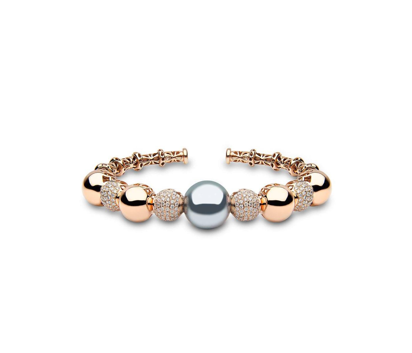 Bracelet by Yoko London