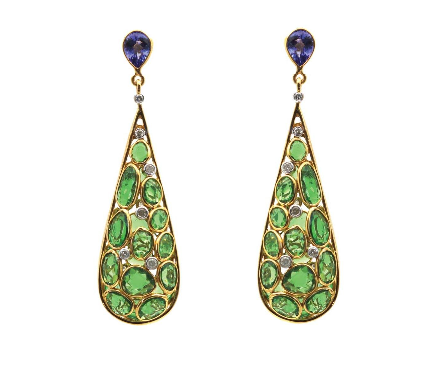 Earrings by Tresor