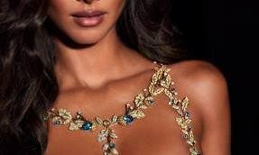 Victoria's Secret Angels adorned in Mouawad high ()