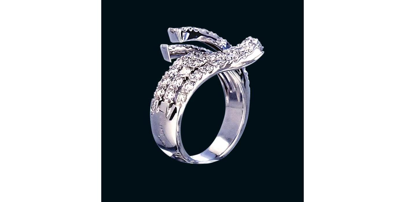 Ring by Chimento