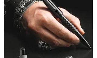 Montegrappa's Fortuna Skull 