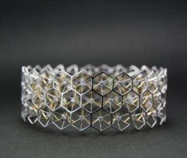 Glamour, glitter and hope at the world's largest jewellery marketplace in Hong Kong