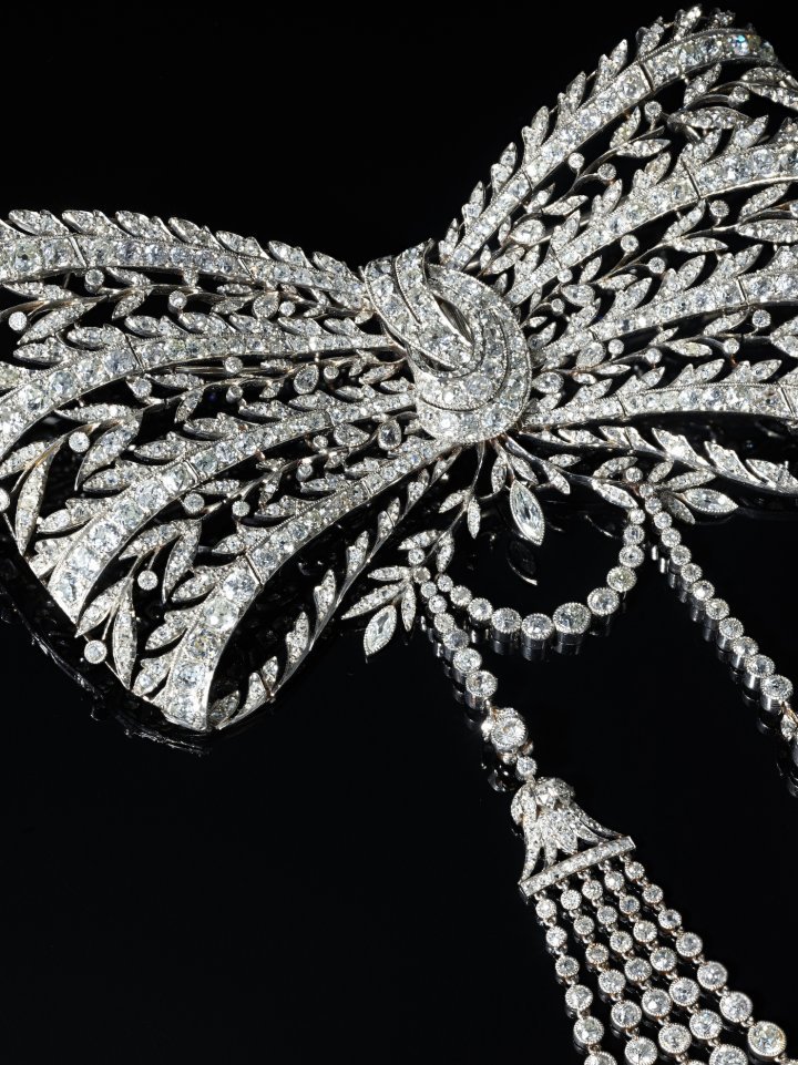 Cartier superb diamond devant-de-corsage, circa 1910