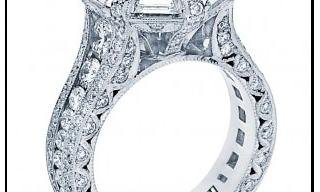 Tacori launches “RoyalT” engagement rings