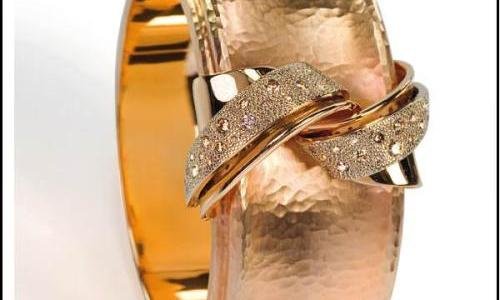 Vendorafa Lombardi – Interpreting the Material