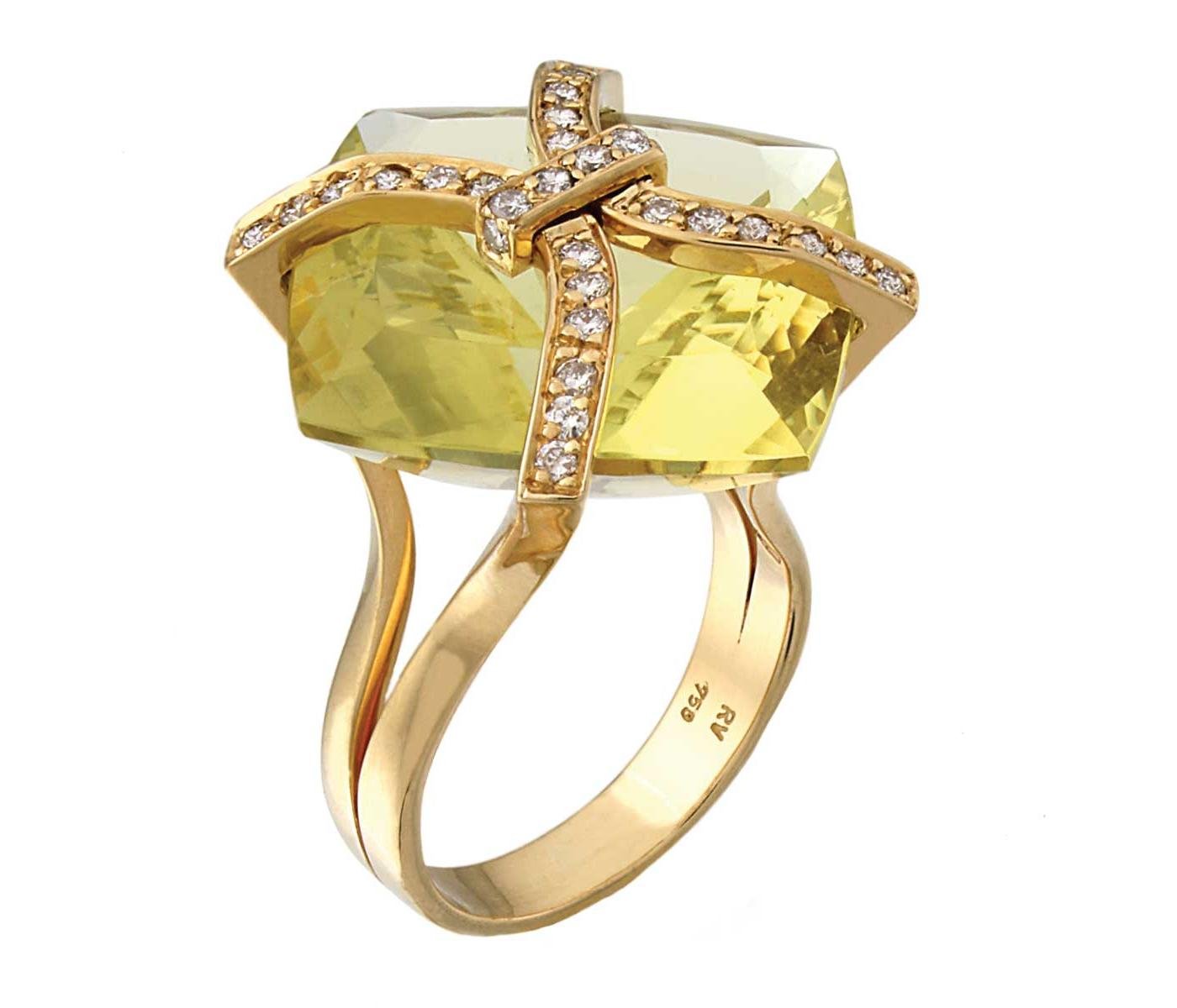 Ring by Vianna