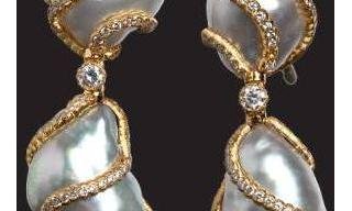 Gianmaria Buccellati - The new pendant earrings' collection
