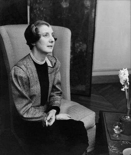 Jeanne Toussaint at her country house in Ciboure during the late 1940s.