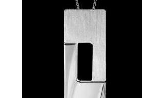  Porsche Design - The first women's jewelry collection 