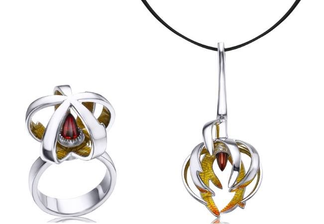 CEROPEGIA - These pieces have a housing structure, a dialogue between interior and exterior. As the Ceropegia flowers, fascinating complex forms , strategies to delay the departure of your interior and ensure pollination.