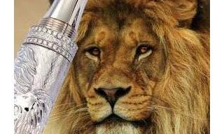 Urso - King of the Jungle