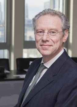 Stéphane Fischler, President of the Antwerp World Diamond Centre, explained that 2013 was the second best year ever for the Antwerp diamond industry, with exports and imports up 8 percent.