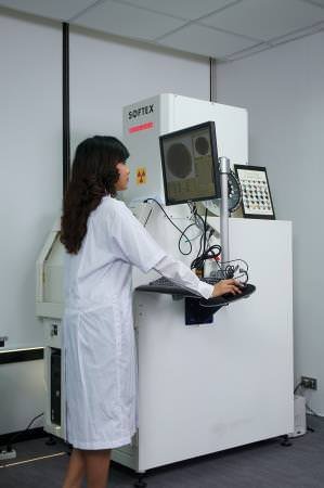 GIT has an impressive array of advanced equipment in its gem testing section.