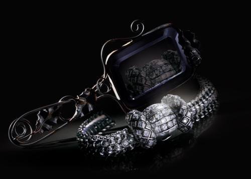 Jaeger-LeCoultre Jewellery “Secret” Watch with Cover (circa 1945) 