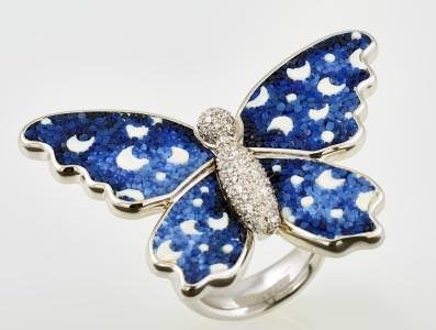 Butterfly ring