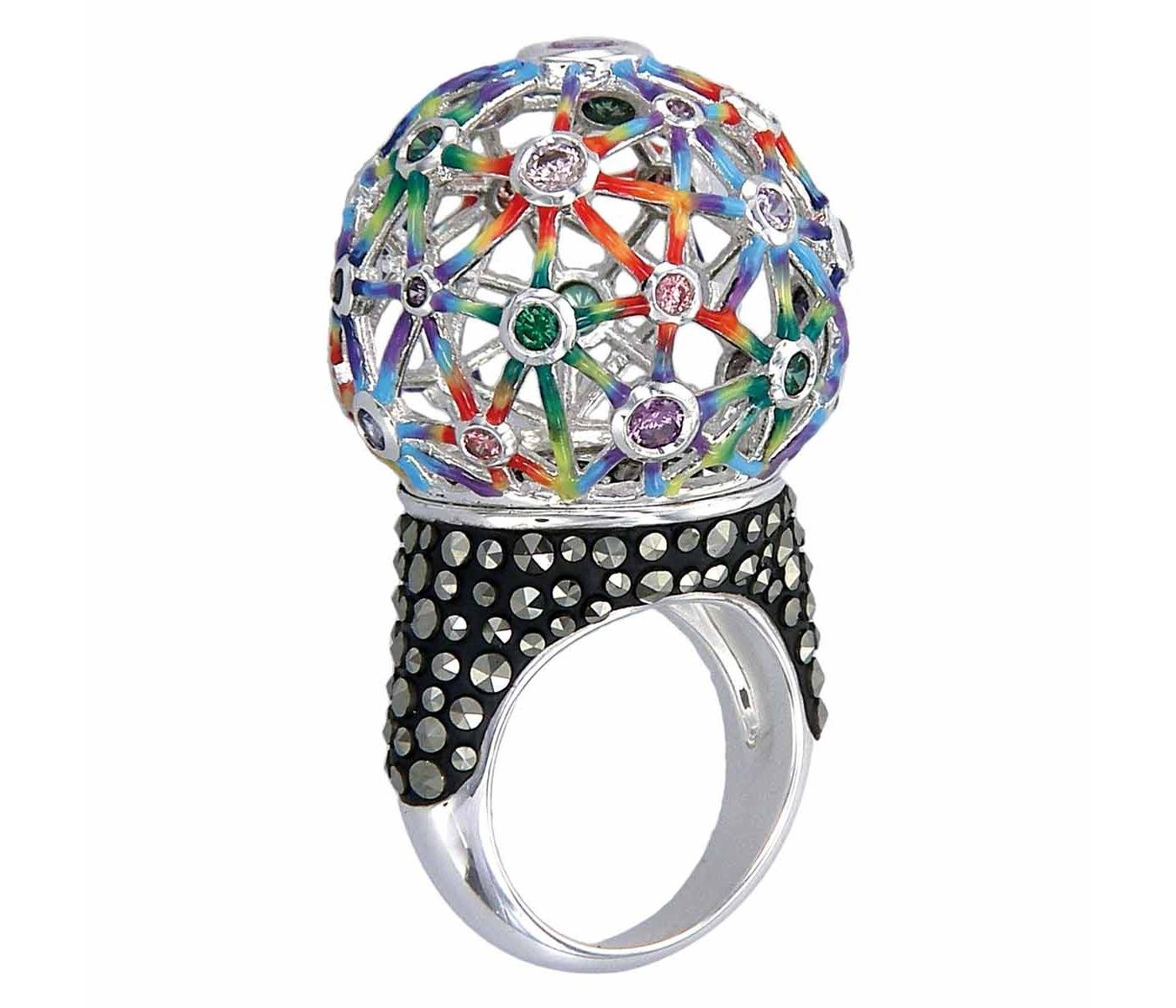 Ring by Pochai Jewelry
