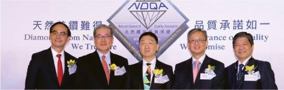 Glamour, glitter and hope at the world's largest jewellery marketplace in Hong Kong