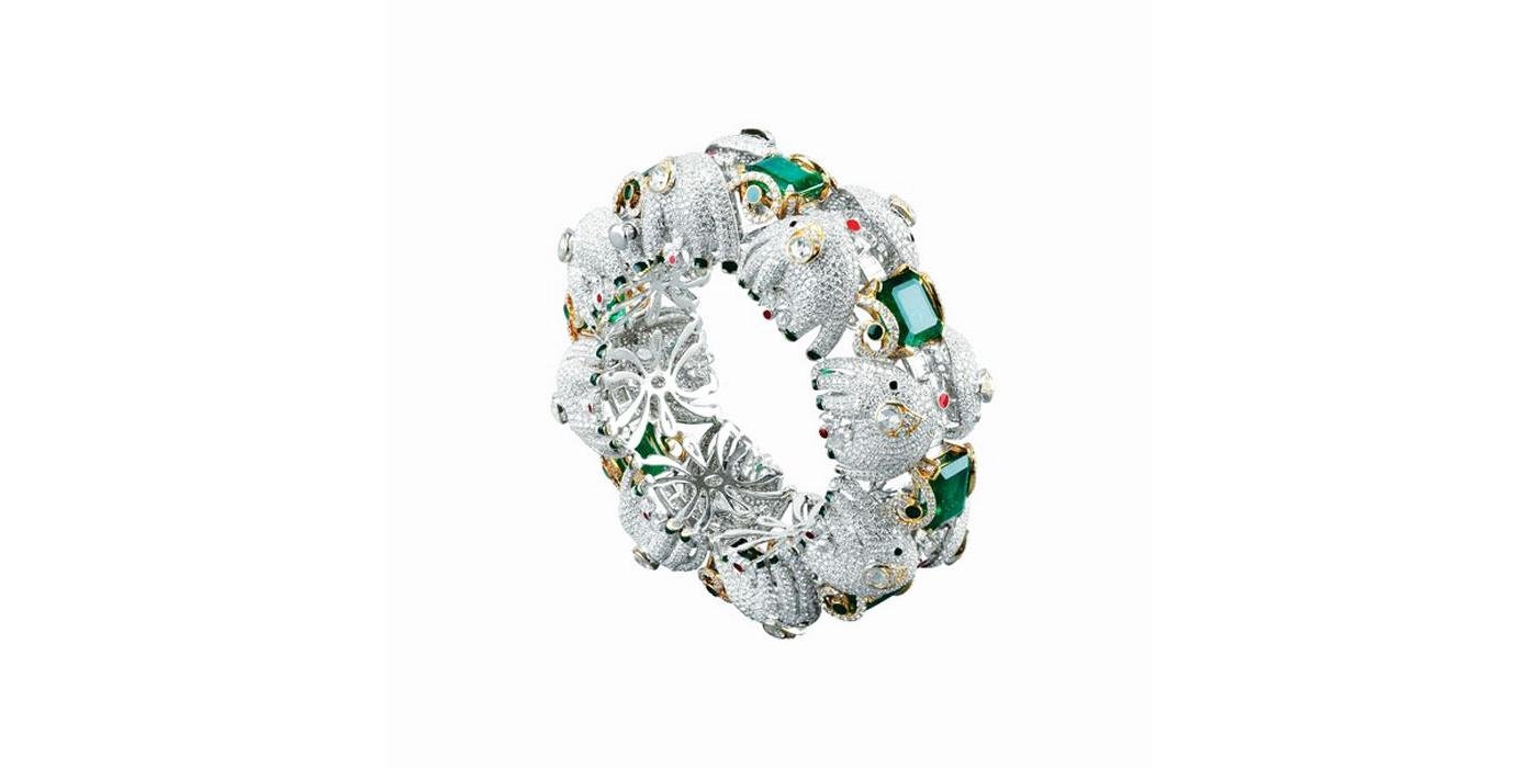 Bracelet by Narayan Jewellers