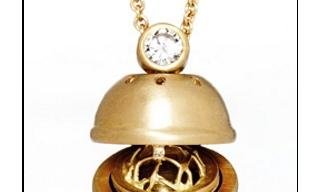 Tine Lindhard - Jewellery becomes a personal statement