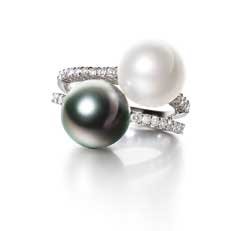 B.Rawlings: Jewelry that Make a Statement!