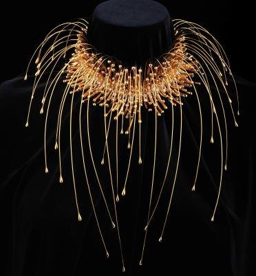 Glamour, glitter and hope at the world's largest jewellery marketplace in Hong Kong