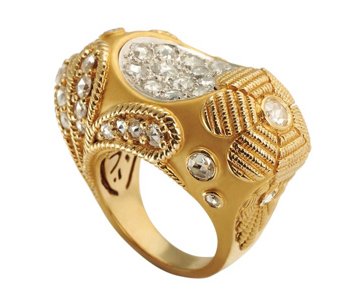 Ring by Carrera y Carrera