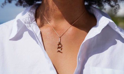 Adaïr fuses elegant jewellery with calming mechanical games